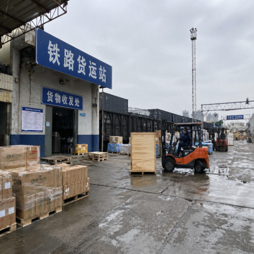 铁路货运站